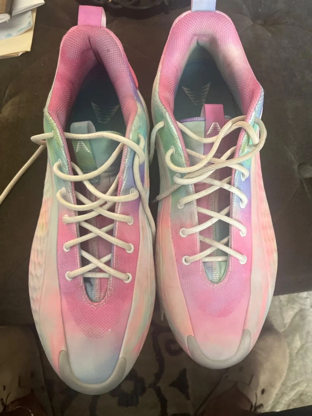 AE basketball shoes